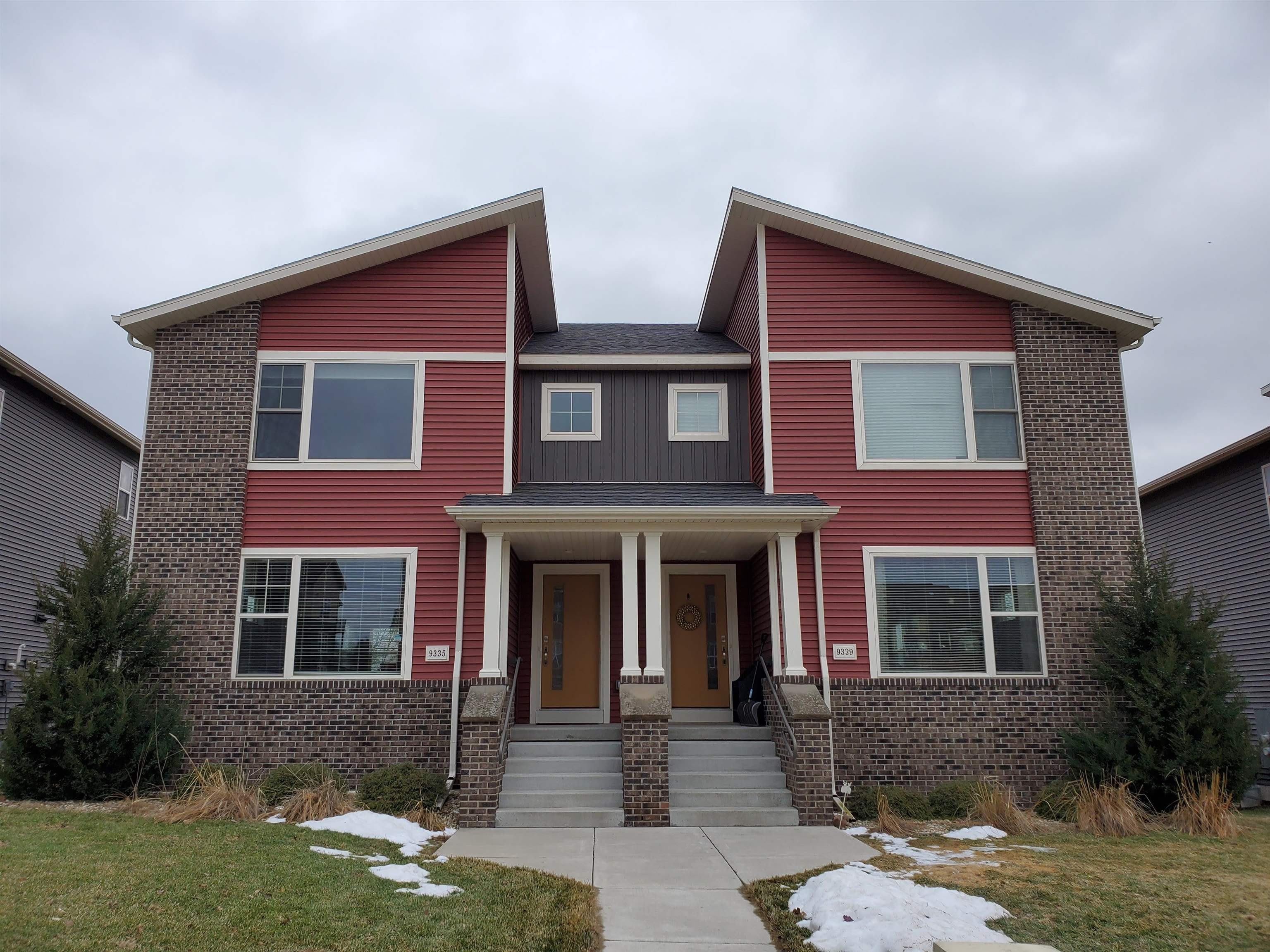 9335 Silicon Prairie Parkway – photo 1