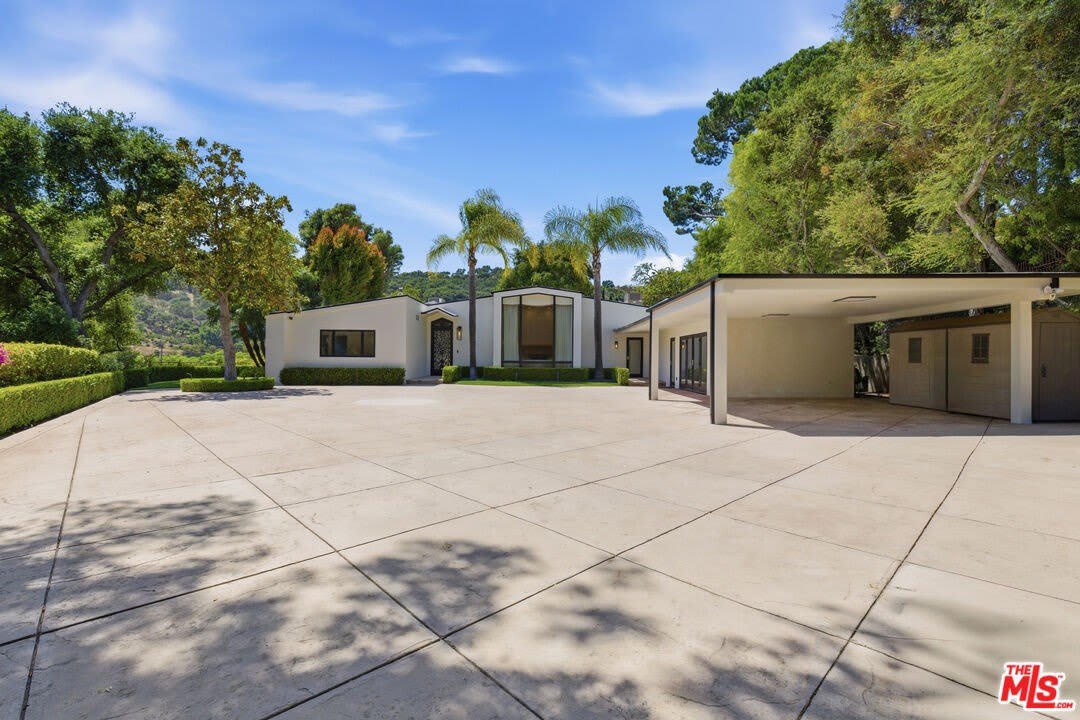 999 Casiano Rd – photo 2