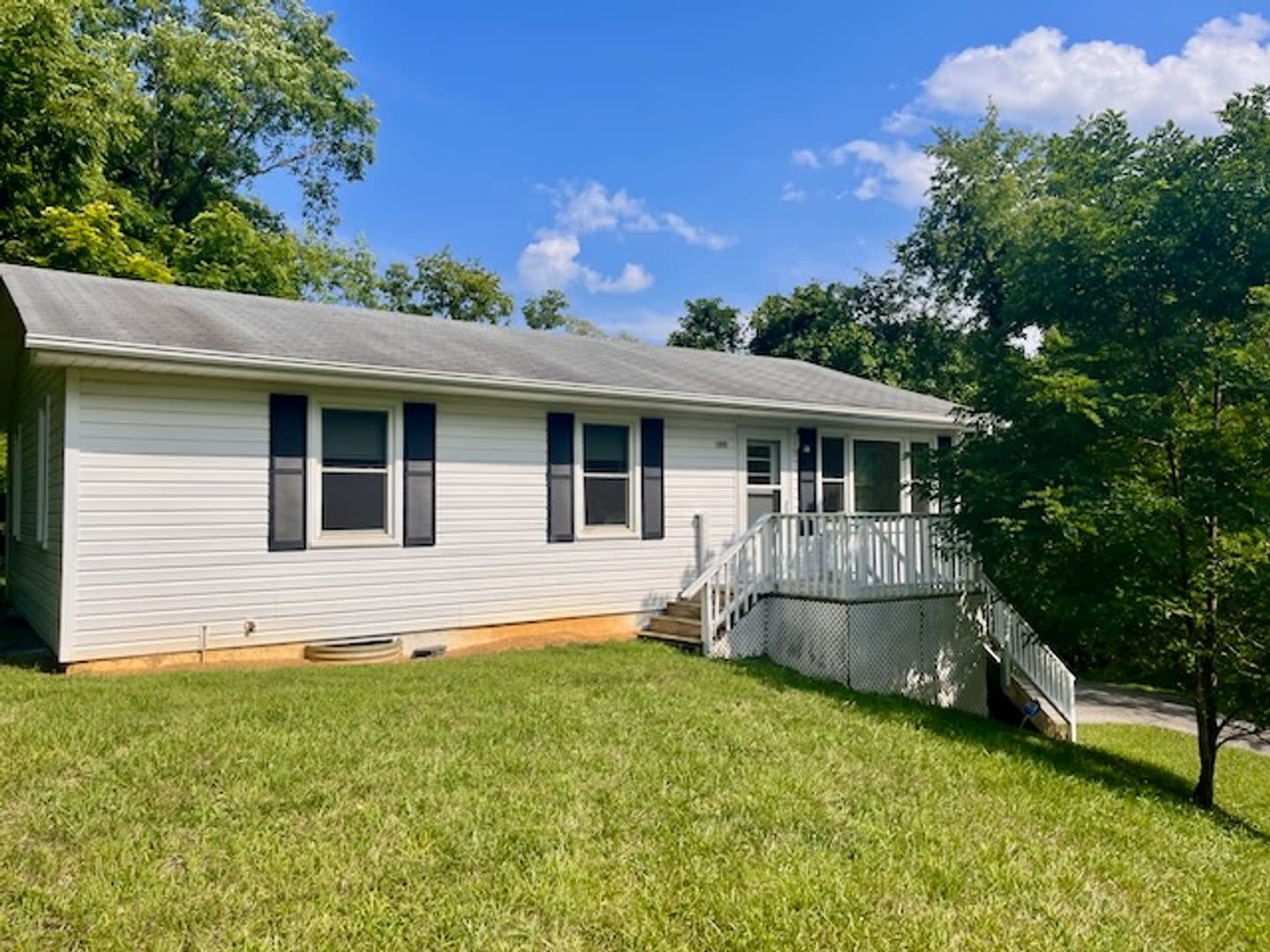 3 Bedroom, 1 Bath House – photo 5