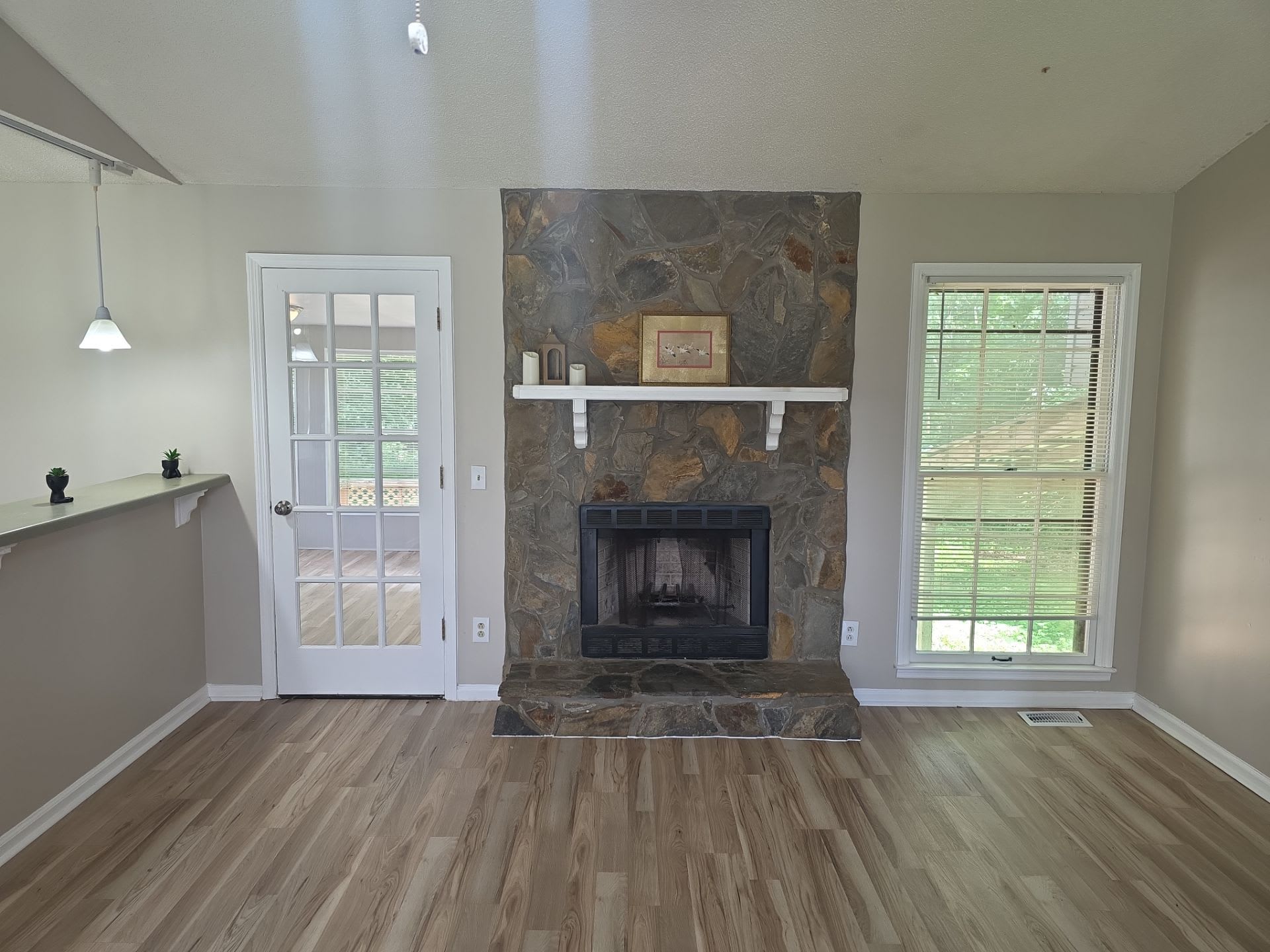 3582 Winchester Road – photo 2