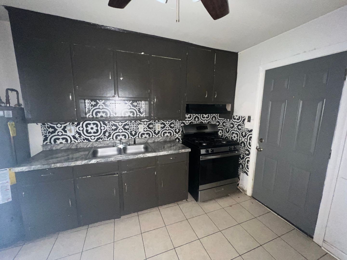 2 bedroom 1 bathroom home – photo 5