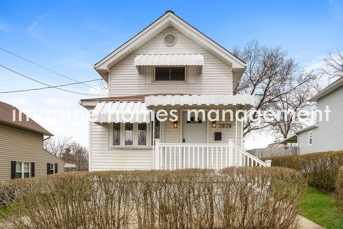 2828 Pine Street – photo 3