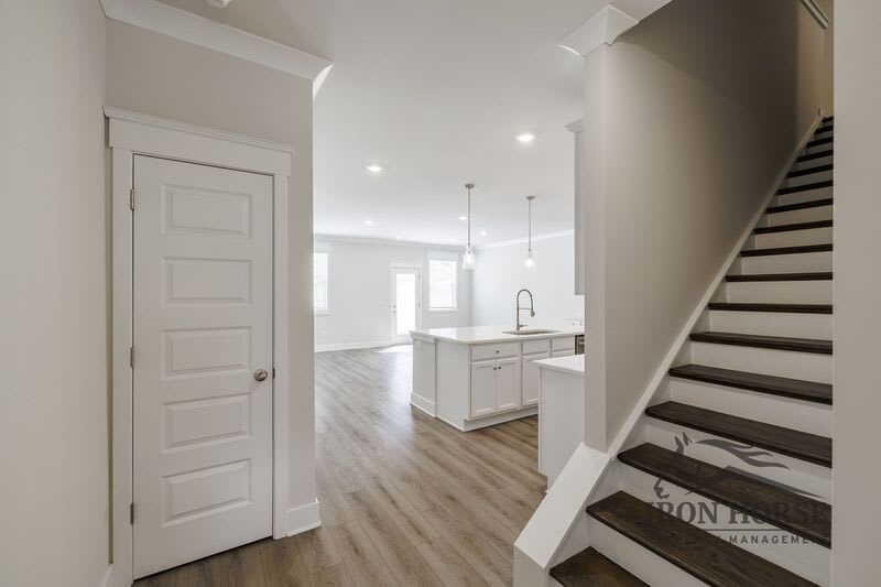 14 Depot Landing Way – photo 5