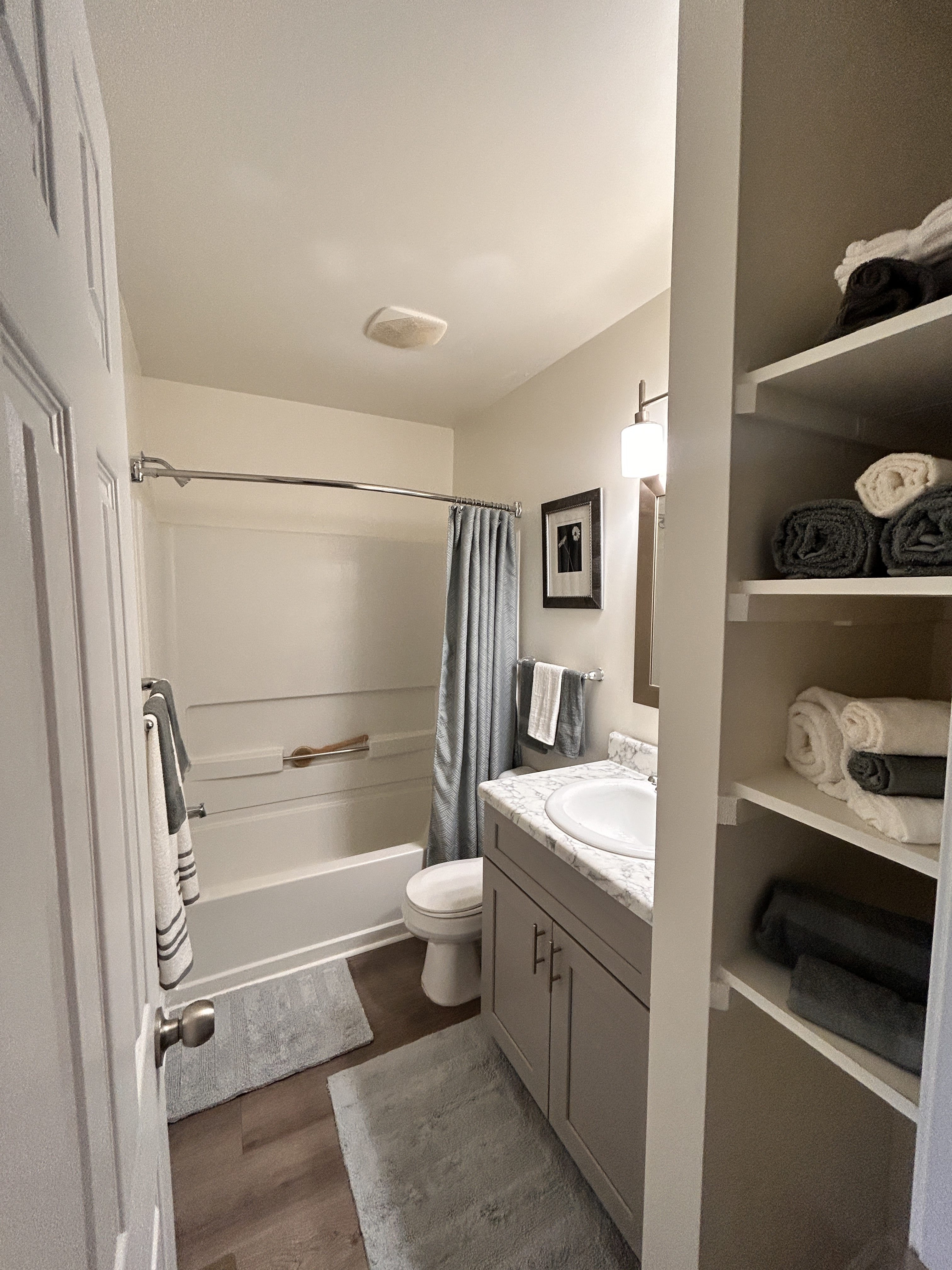 1261 Fords Pointe Circle – photo 2