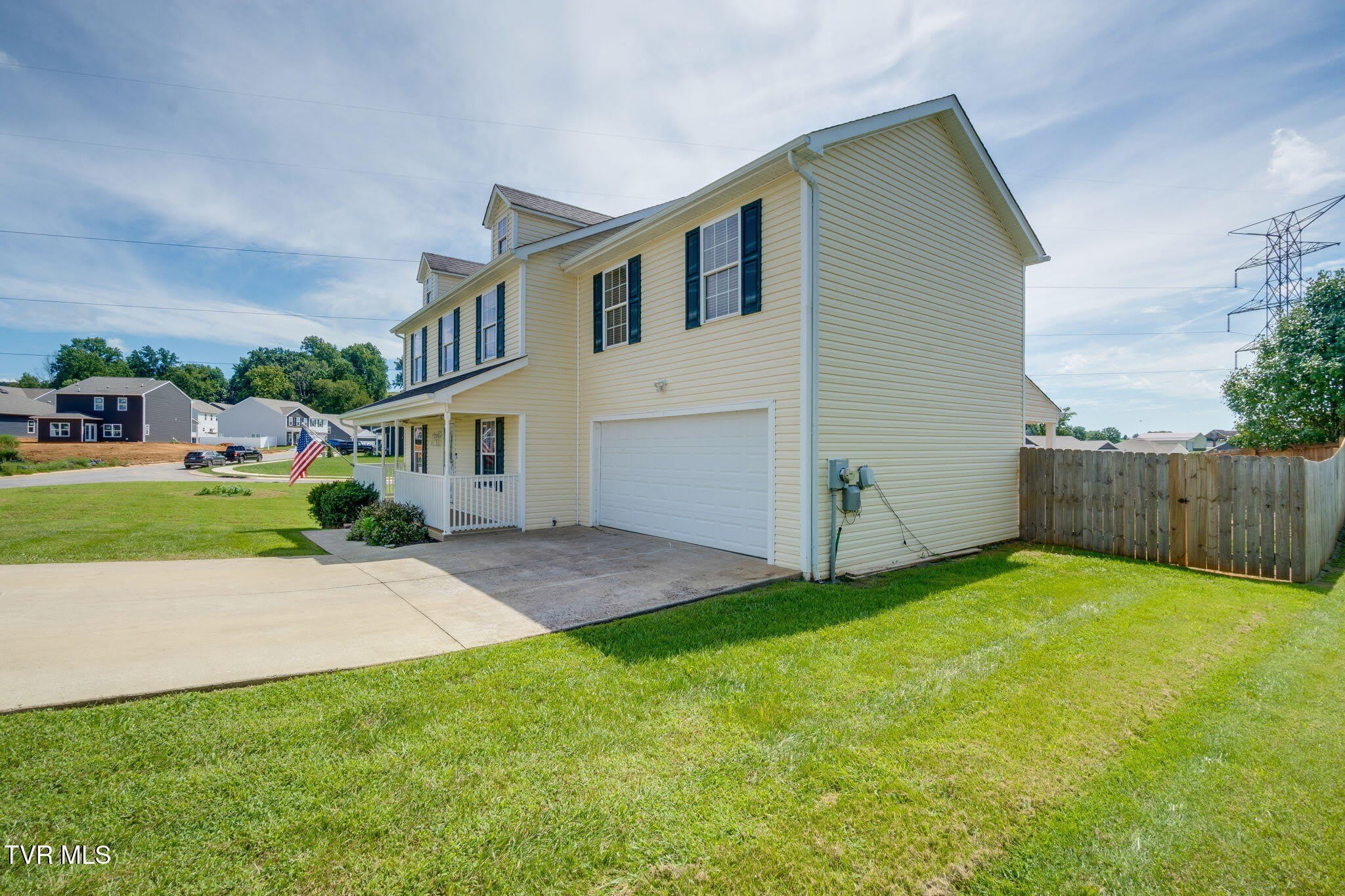 2201 Fox Meadows Circle – photo 3
