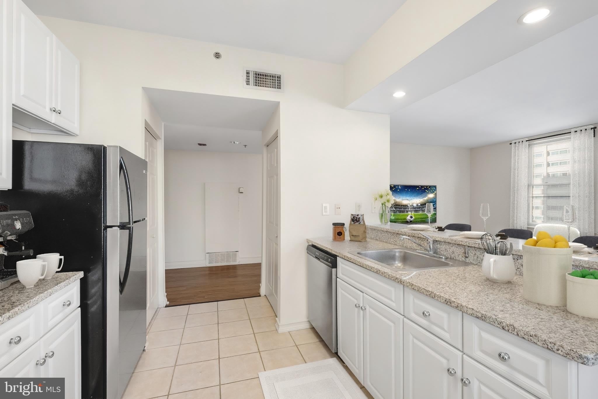 204 S 17TH Street – photo 2
