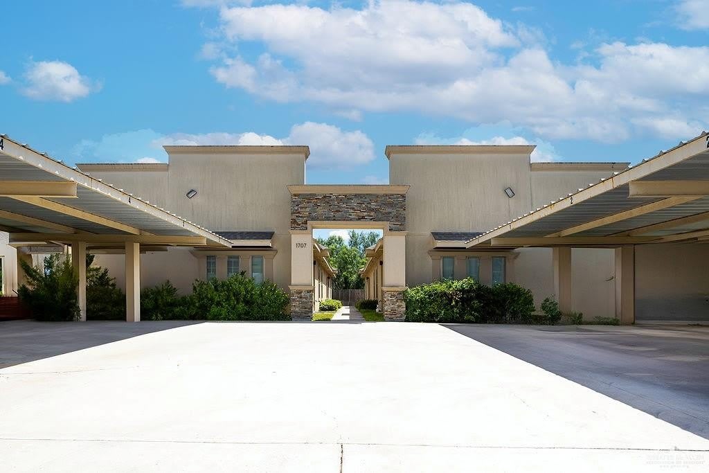 1707 W Smith Drive – photo 1
