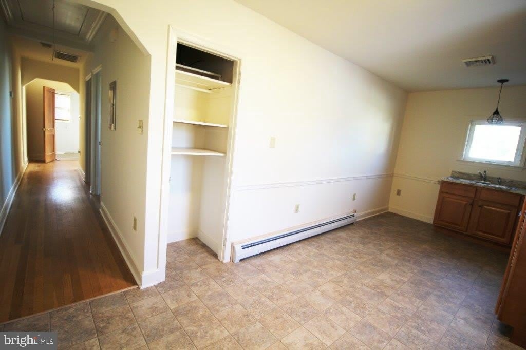 1217 GEORGETOWN Road – photo 4