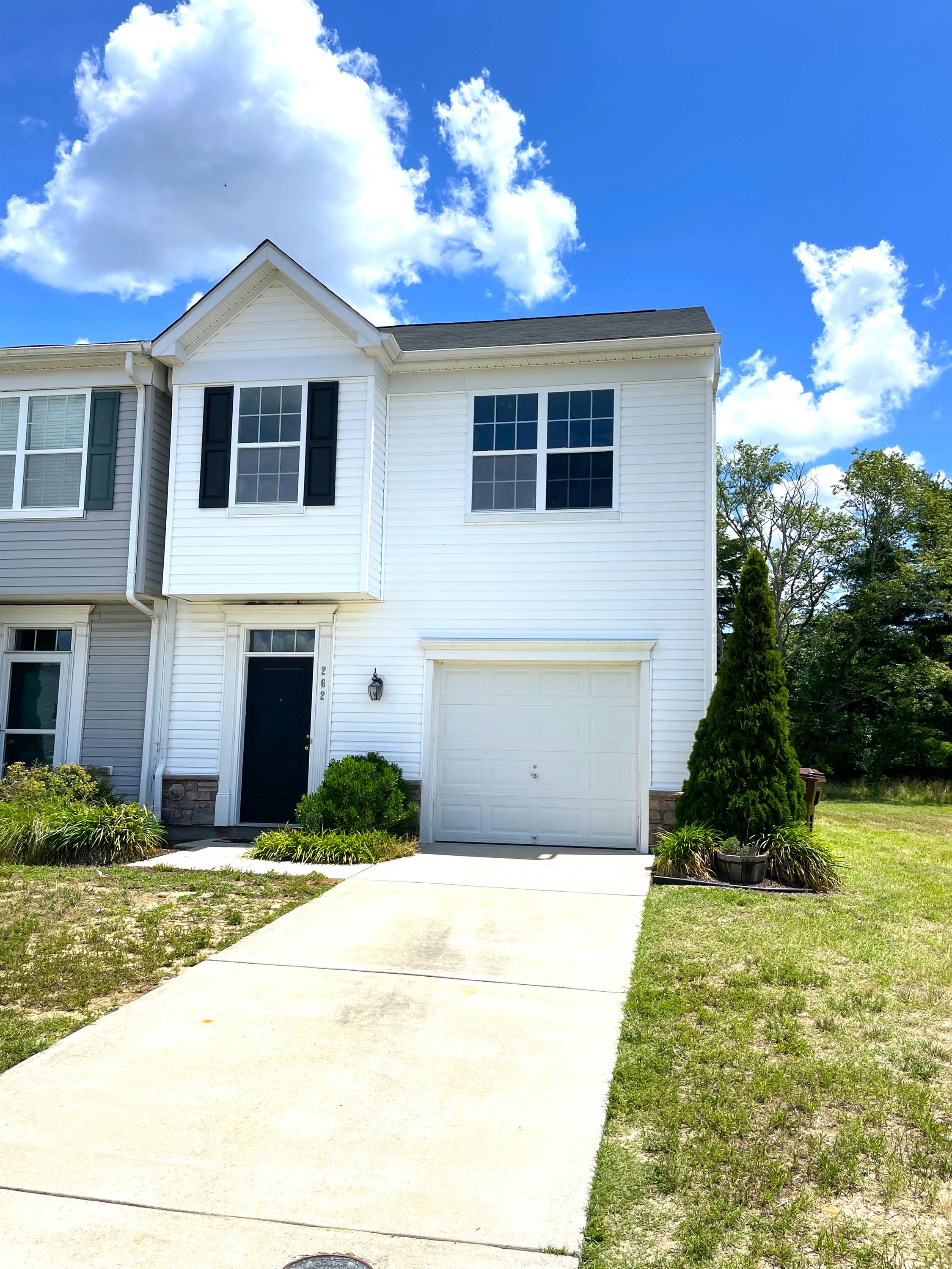 262 Garrison Way 1 – photo 1