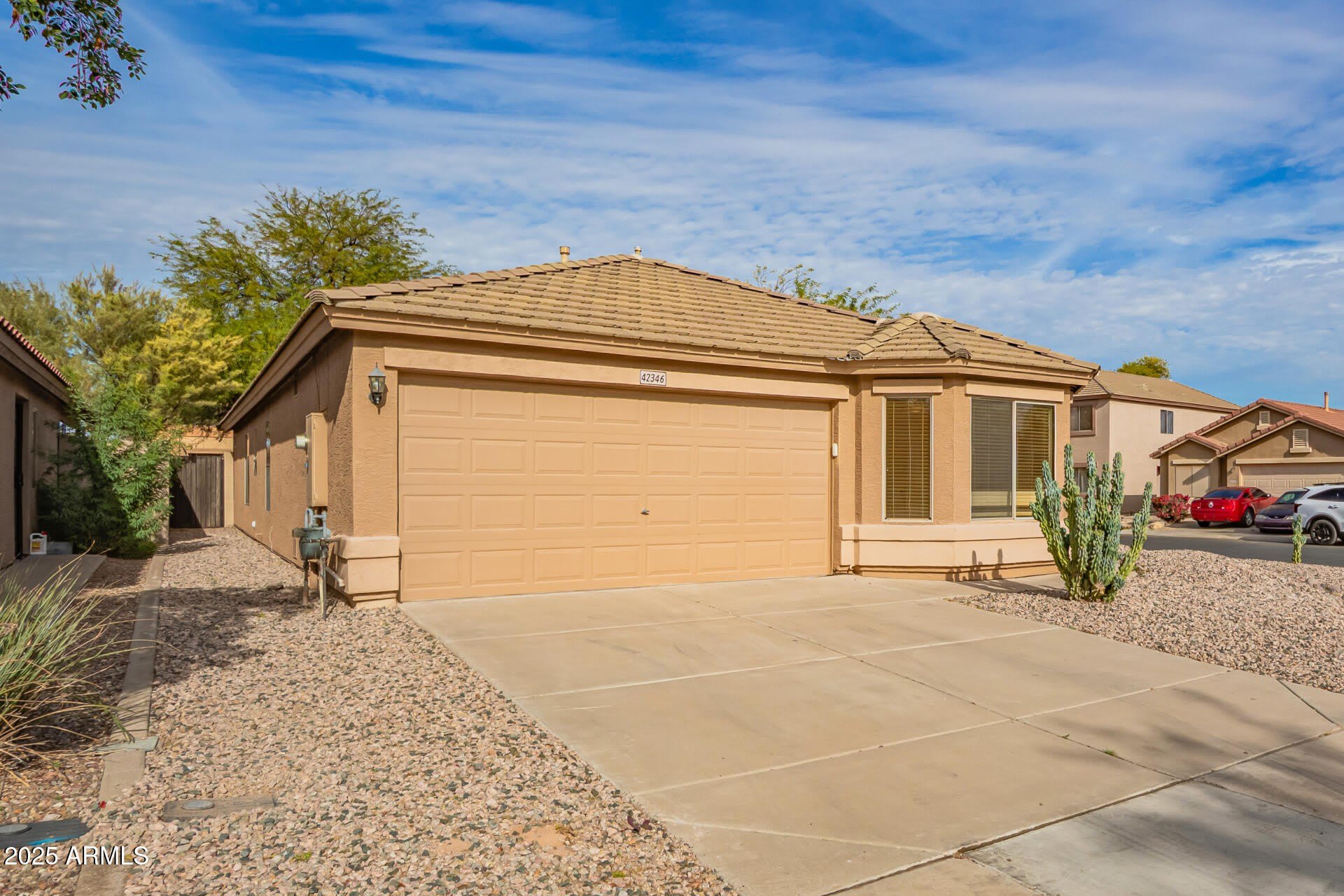42346 W SUNLAND Drive – photo 4