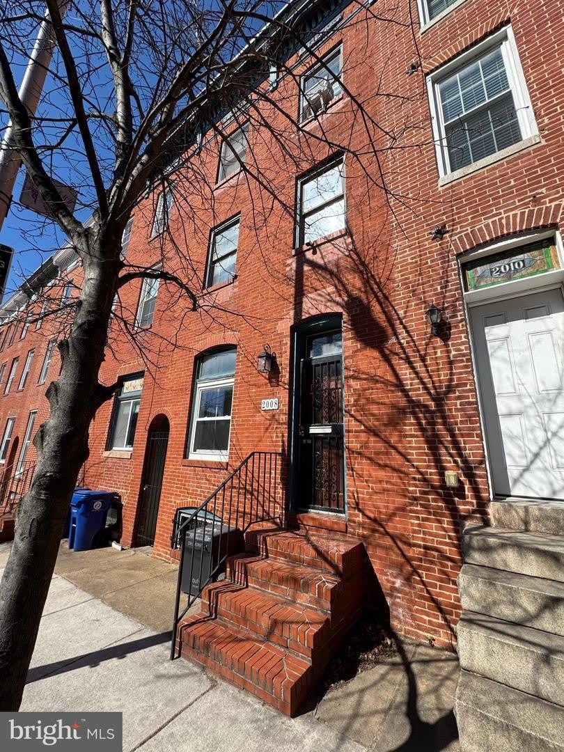 2008 E Lombard St – photo 2