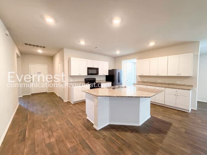 6025 Montrelia Drive – photo 2