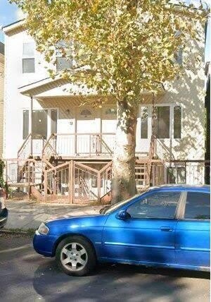 661 Catherine Street – photo 1