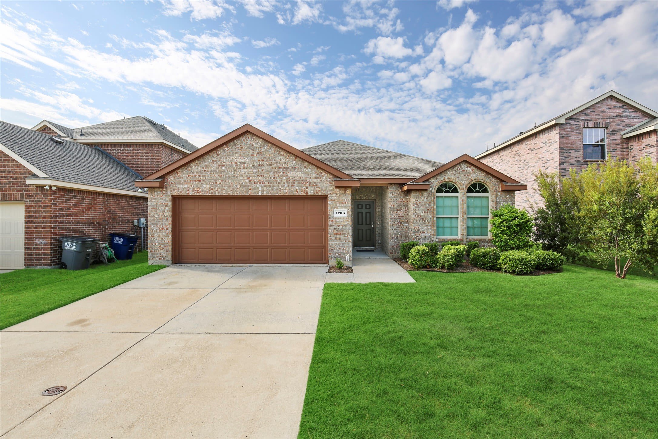 1703 Twin Hills Way – photo 1