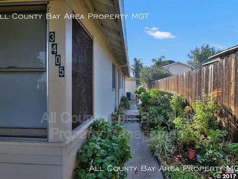 3405 Willow Pass Rd – photo 3