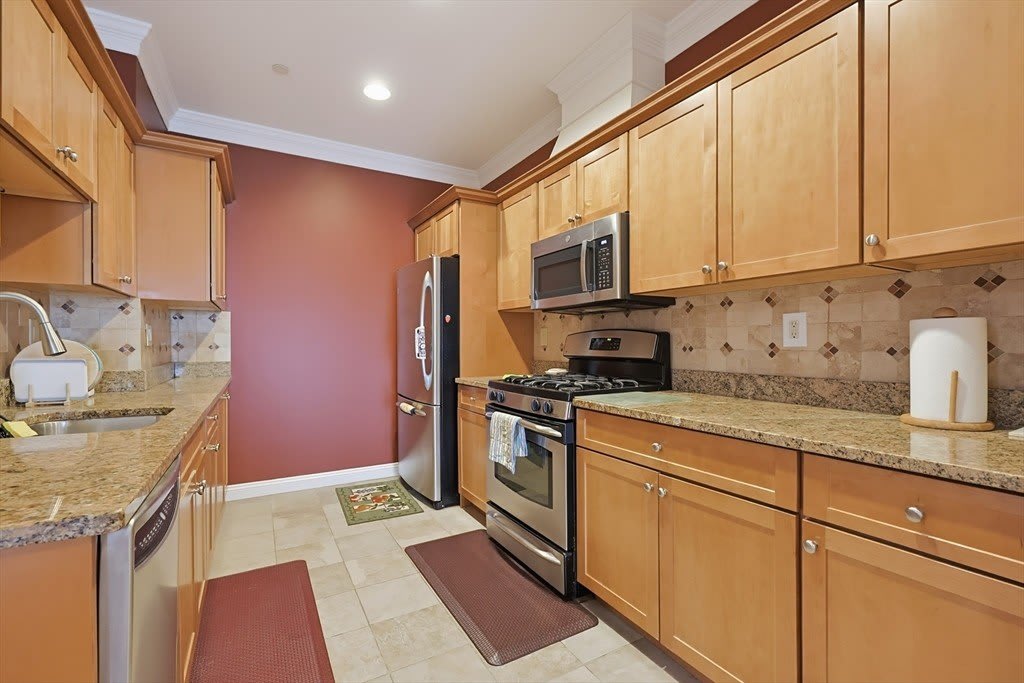 142 Bigelow Street – photo 2