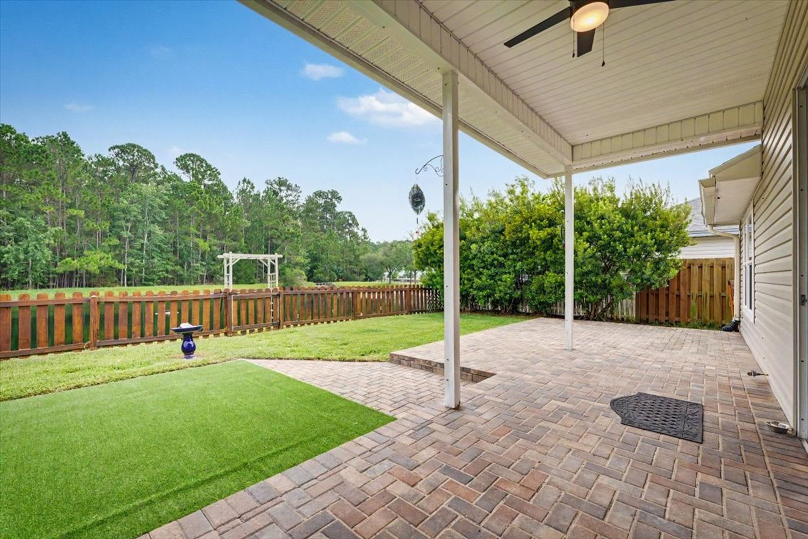 Well Apportioned 4 Bedroom, 2 Bathroom with Fenced Backyard, Patio & Two-Car Garage – photo 5