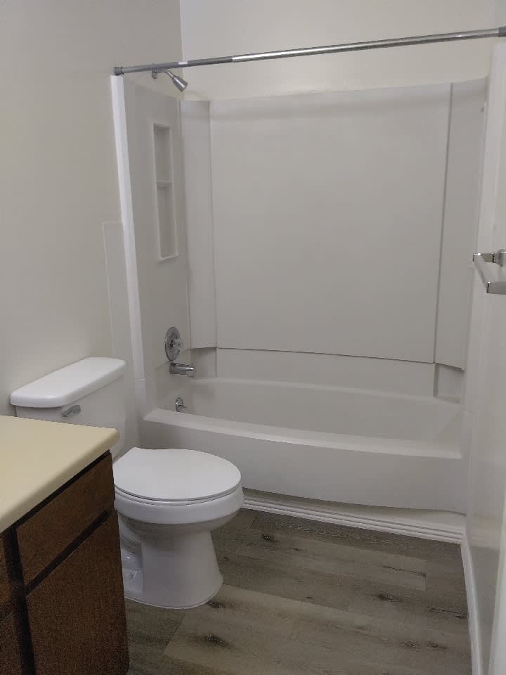 251 South Valley Drive – photo 2