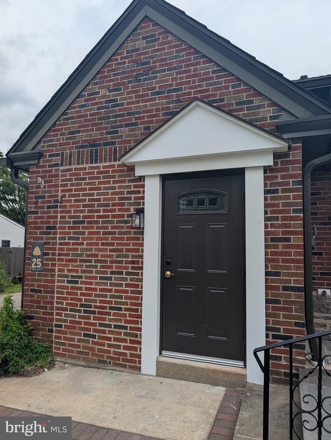 25 JONES Avenue – photo 2