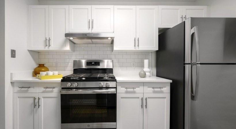 492 Boston Post Road – photo 1