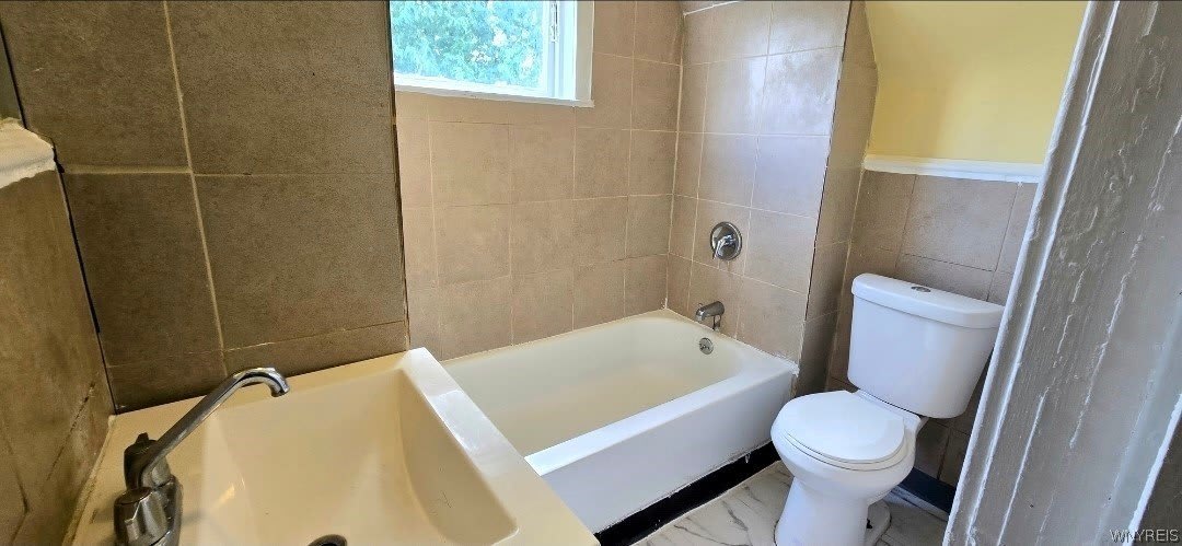 31 Roma Avenue – photo 4