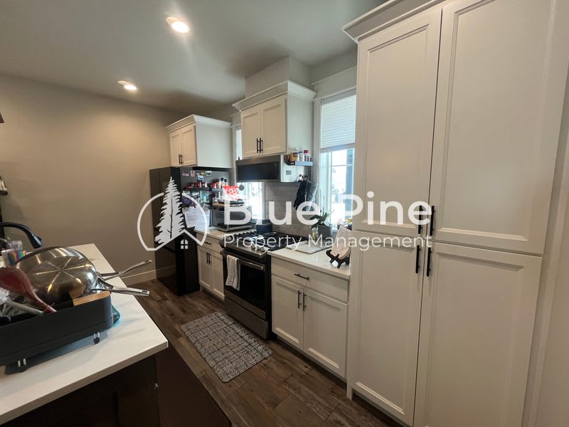 1885 Mesa Canyon Drive – photo 3