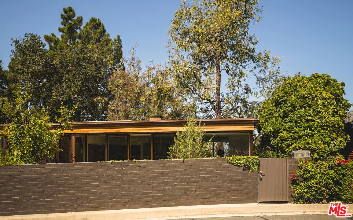 541 Suncourt Ter – photo 2