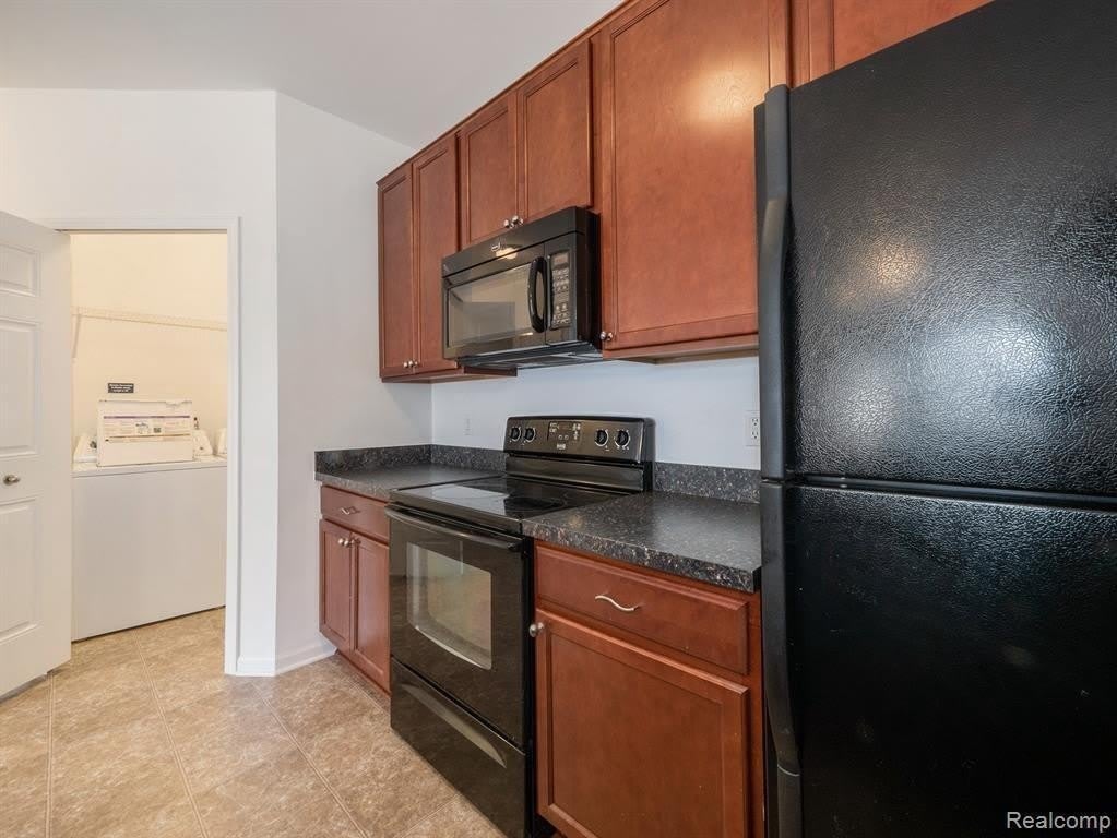 964 W Summerfield Glen Circle – photo 2