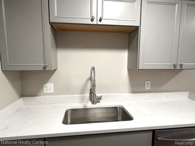 30010 Utica Road – photo 5