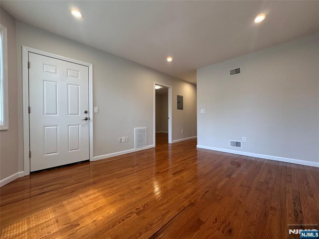 199 Maple Avenue – photo 1