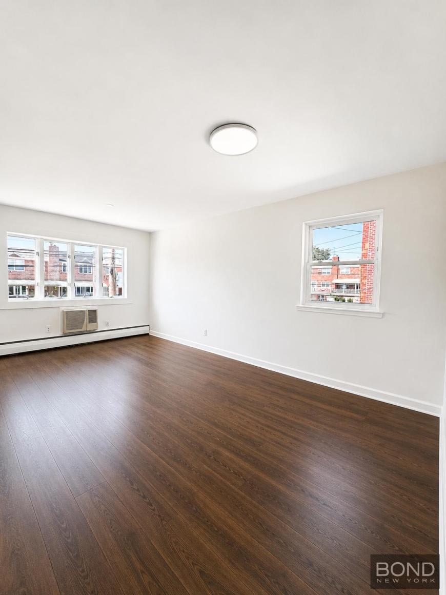 60-11 74th Street – photo 4