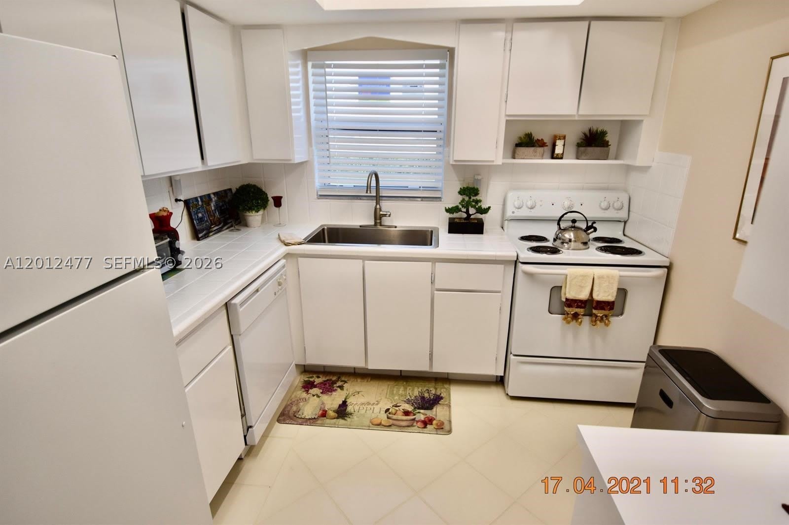 2515 W Emory Drive – photo 4