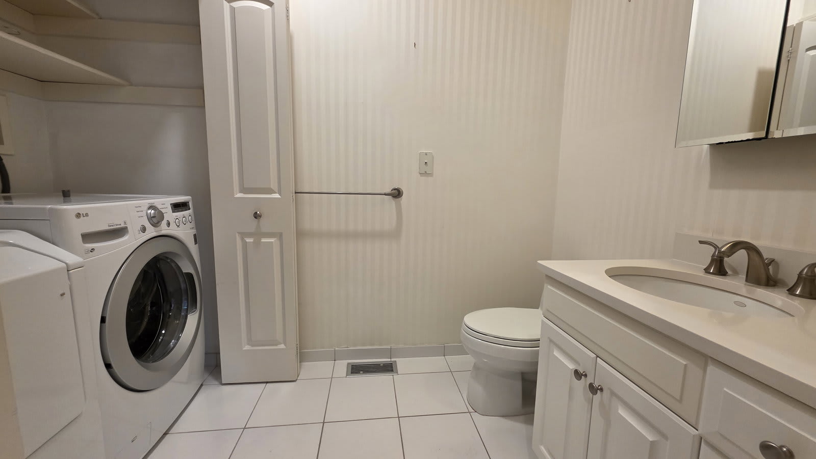 910 West Roxbury Parkway – photo 4
