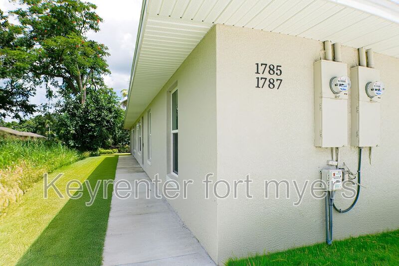 1787 Maryland Ave – photo 4
