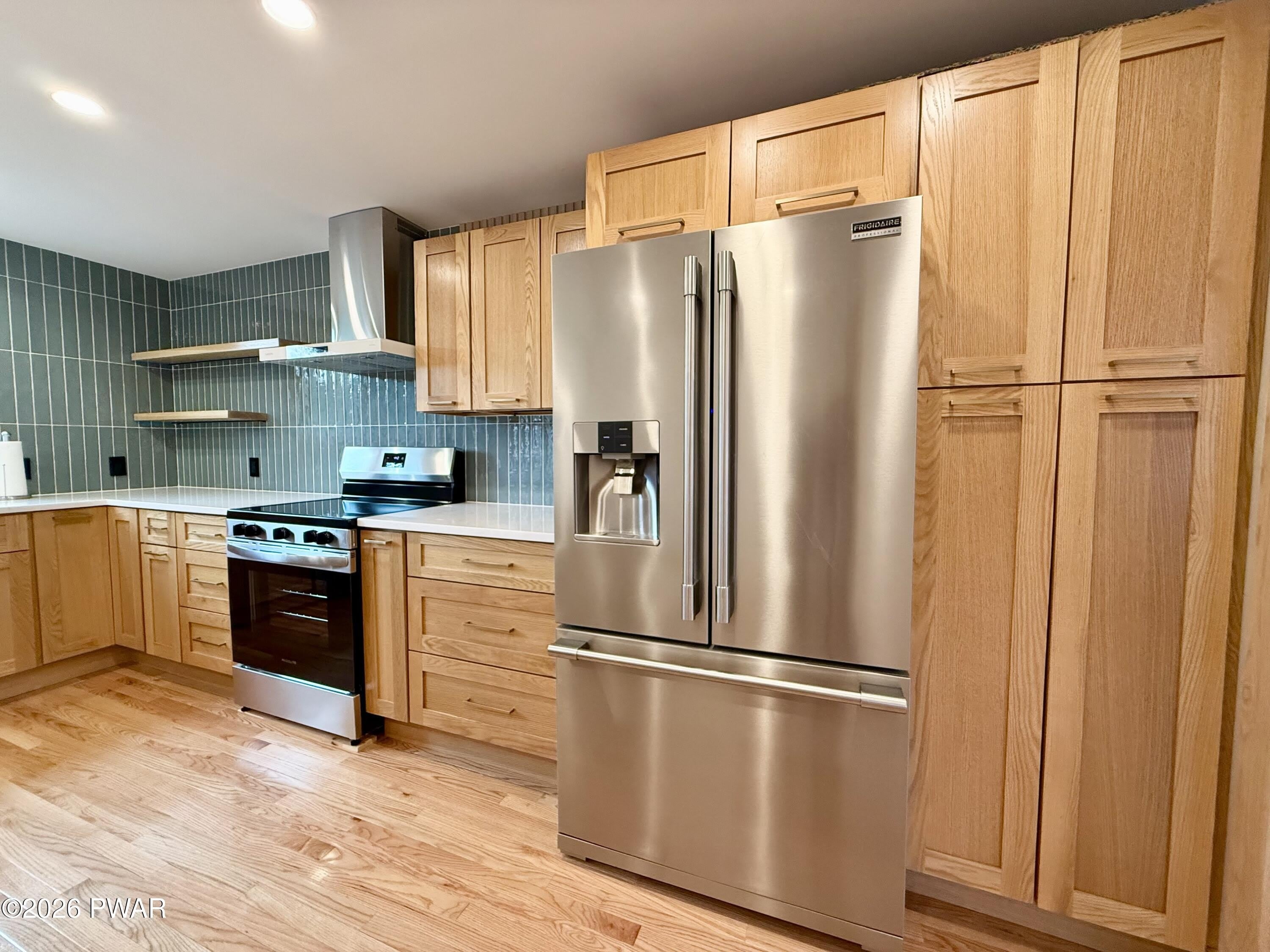 955 Main Street – photo 2