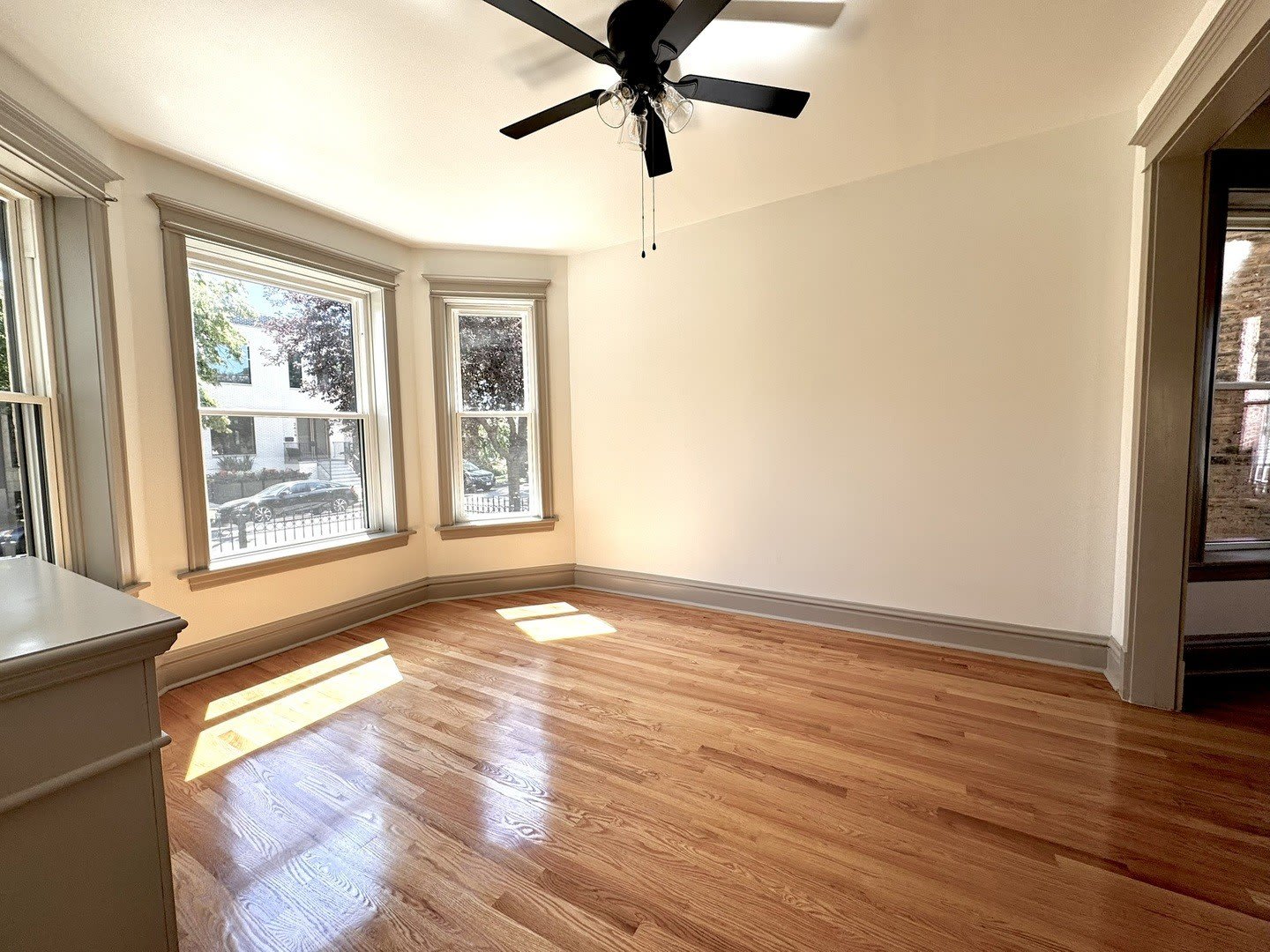 2424 N Mozart Street – photo 5