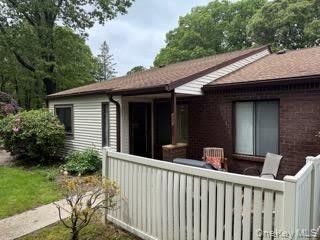 380 Clubhouse Court – photo 1