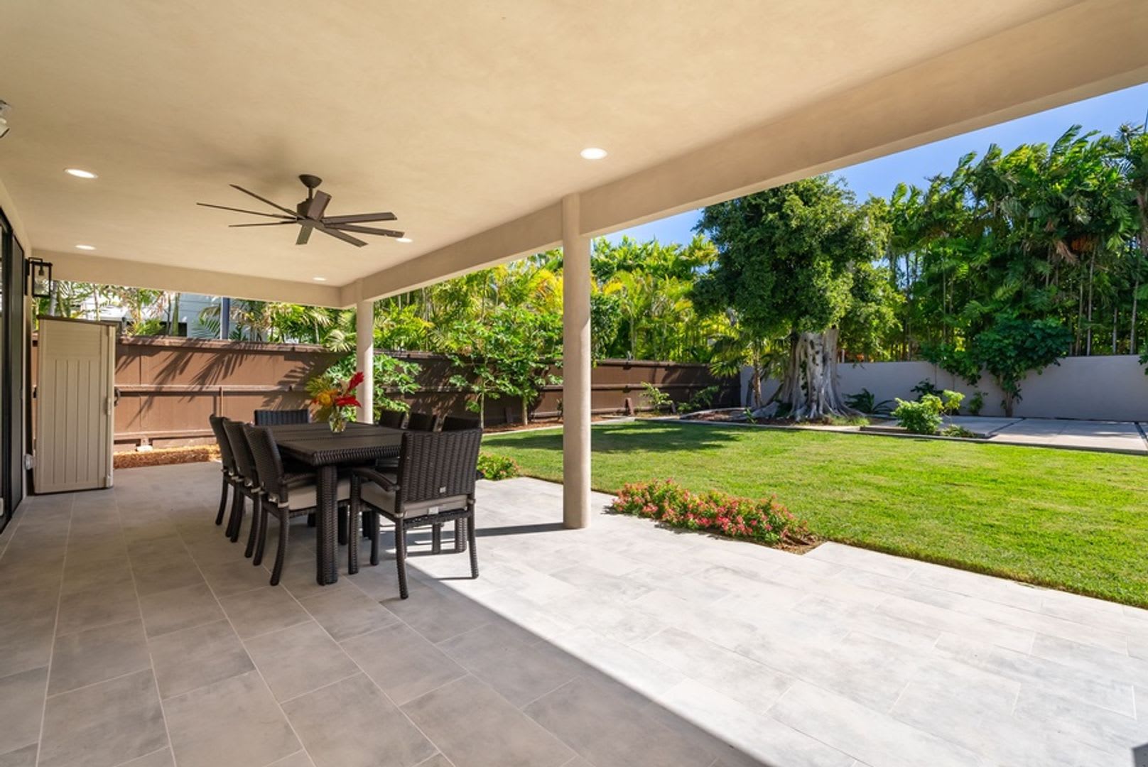 Kahala Zen: Spacious Modern Oasis w/ Studio, Garden & Lush Garden – photo 2