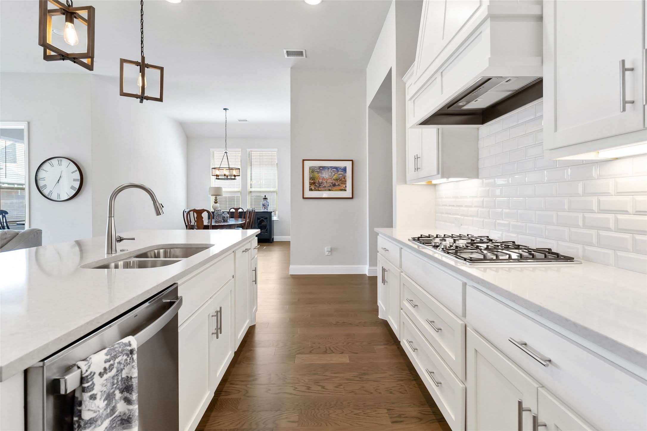 1812 Scotney Court – photo 3