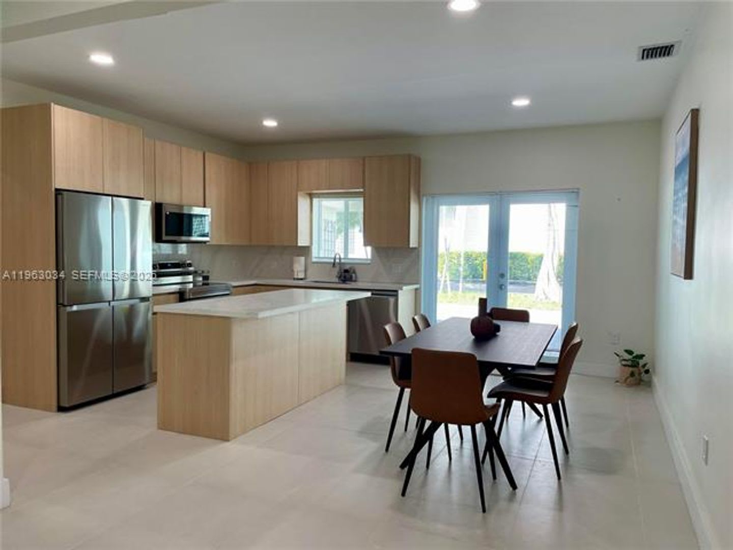 5352 Orduna Dr th 5352, Coral Gables, FL 33146 – photo 5
