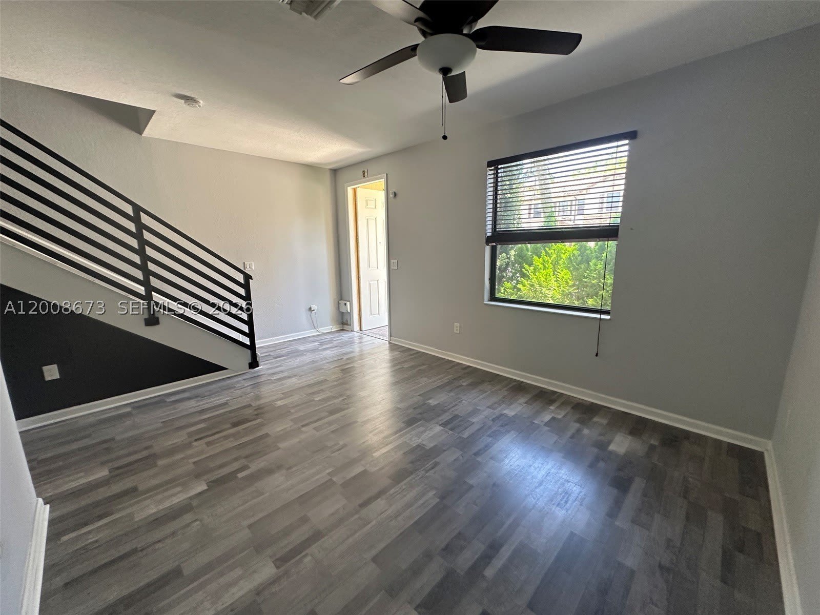 3211 SE 6th St – photo 5