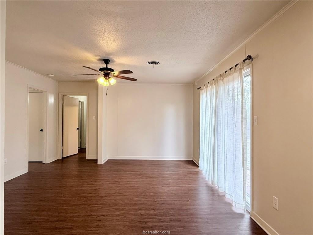 1208 Haines Drive – photo 2