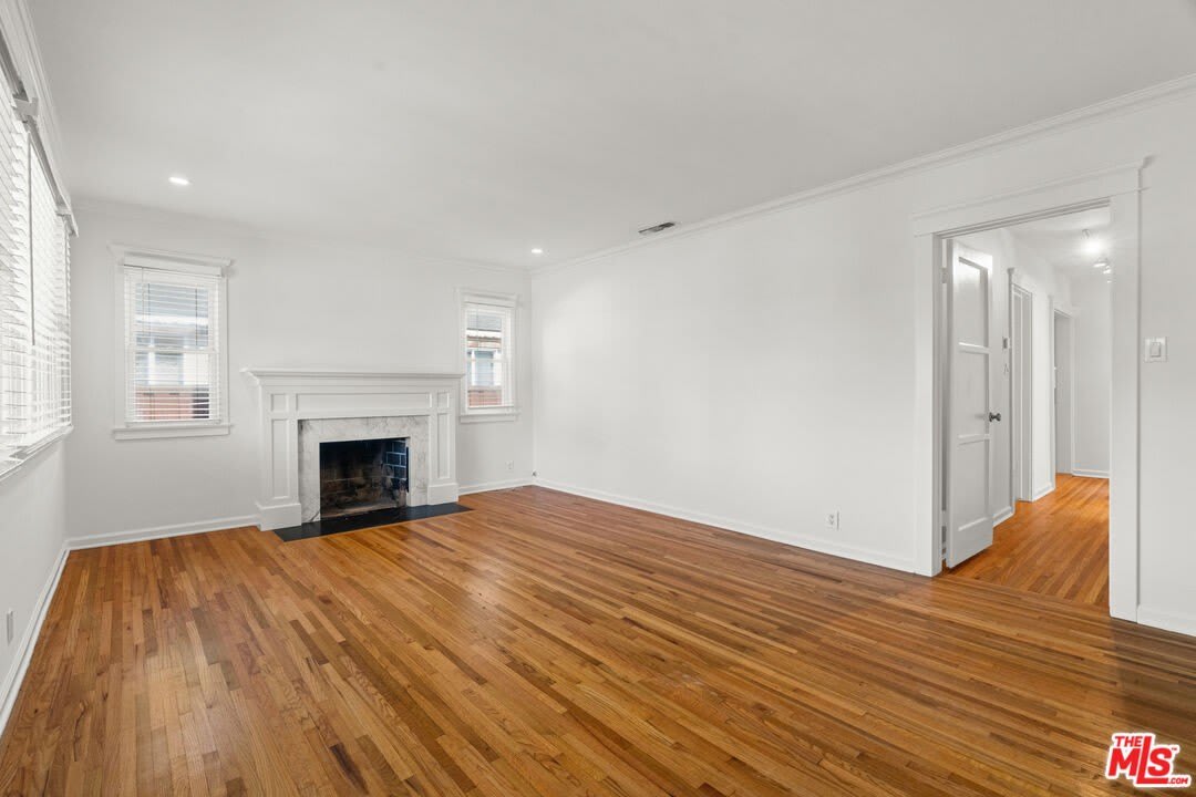 4352 Globe Ave – photo 5