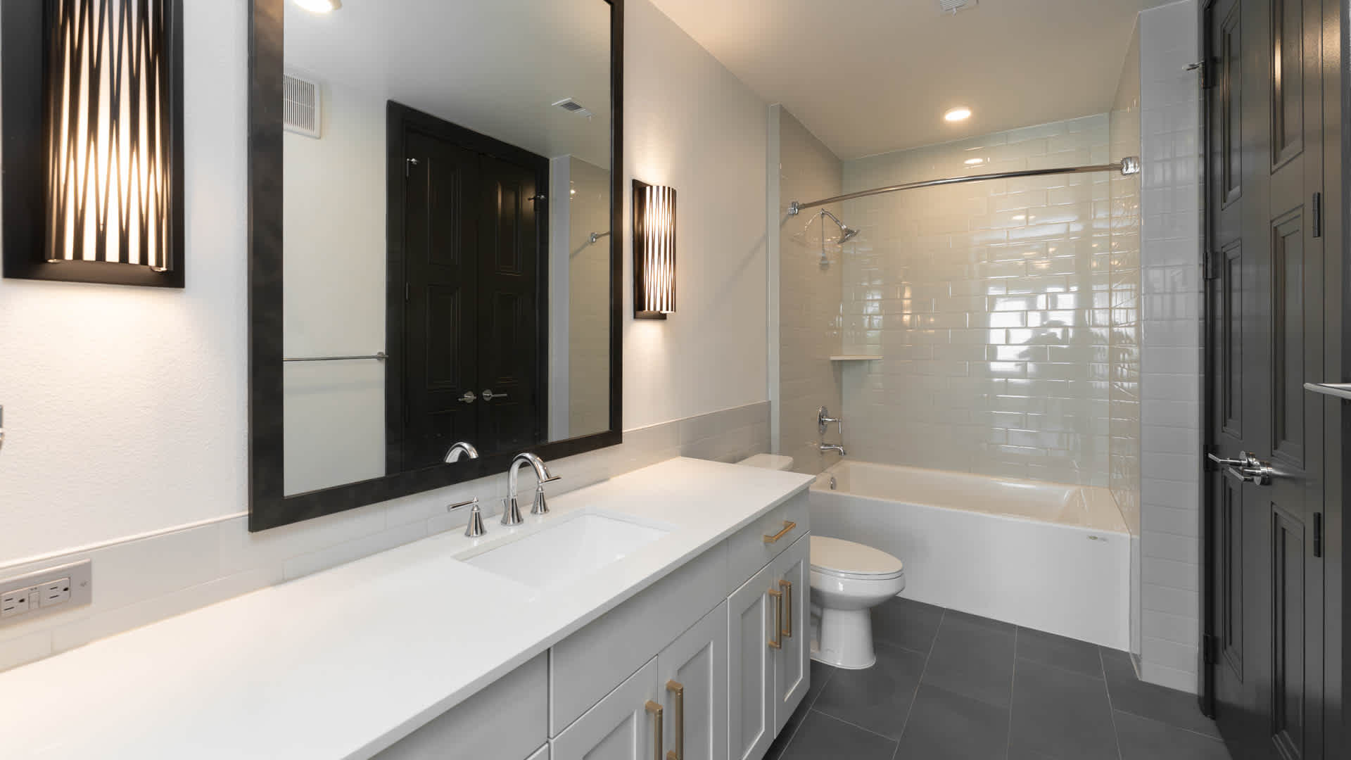 The Louise Apartments Townhomes – photo 5