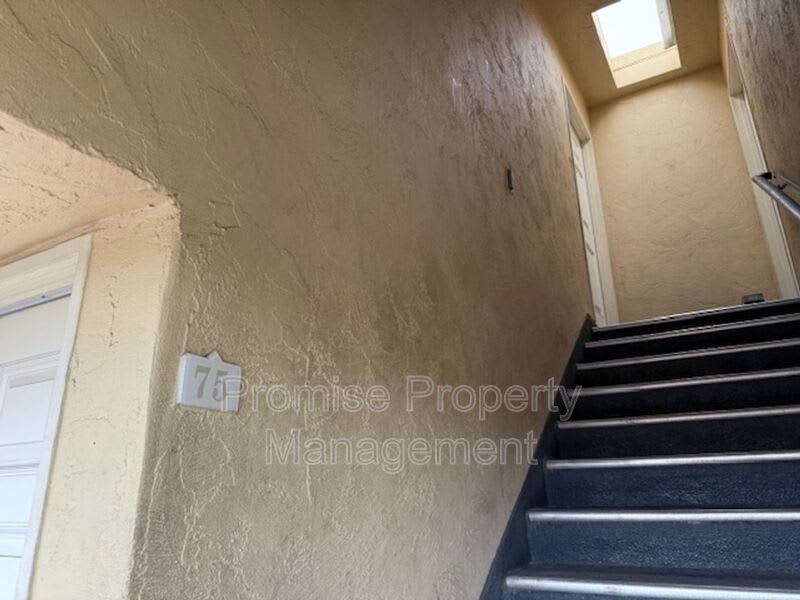505 E. Madison Ave – photo 2