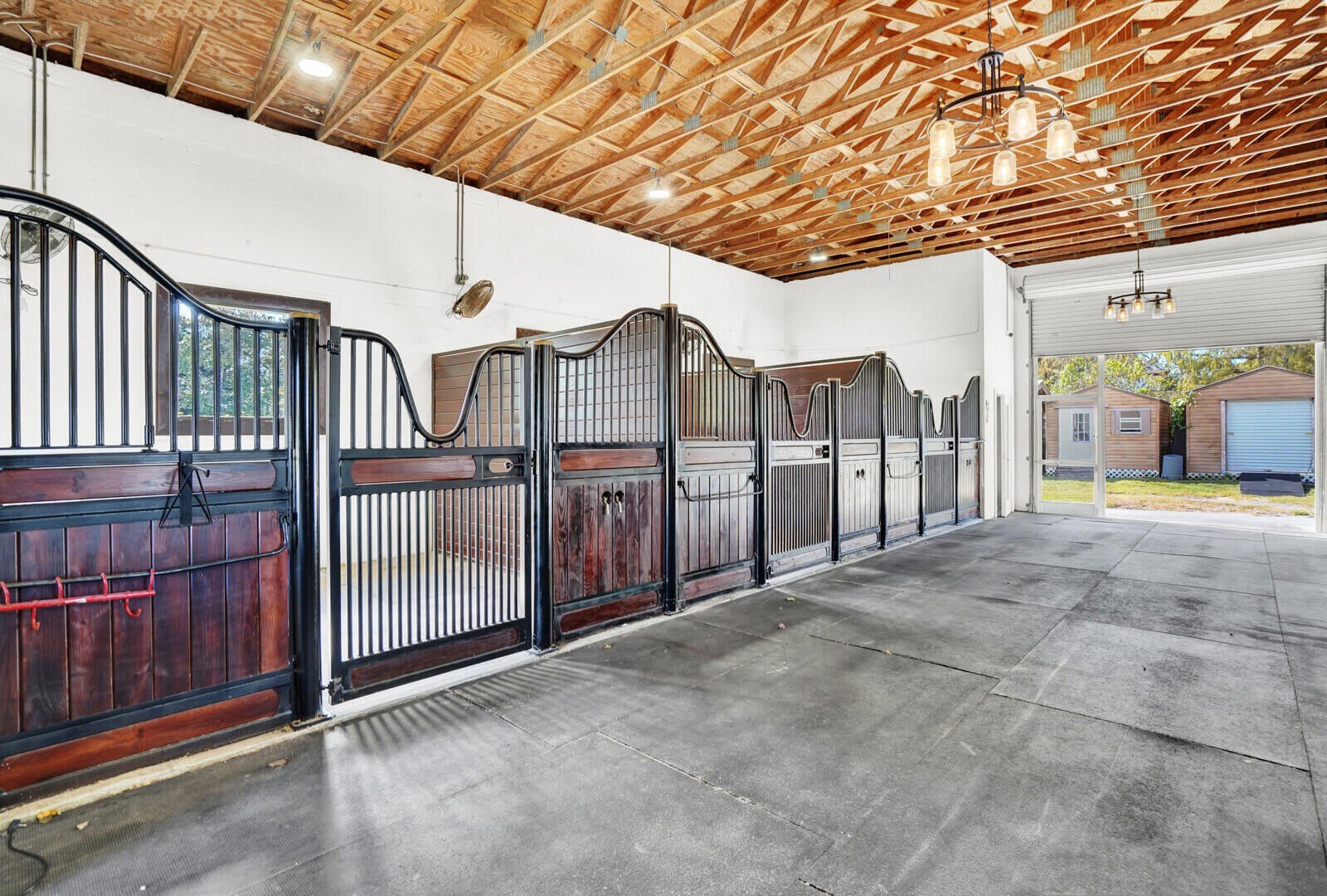 11231 IRA Lane – photo 3