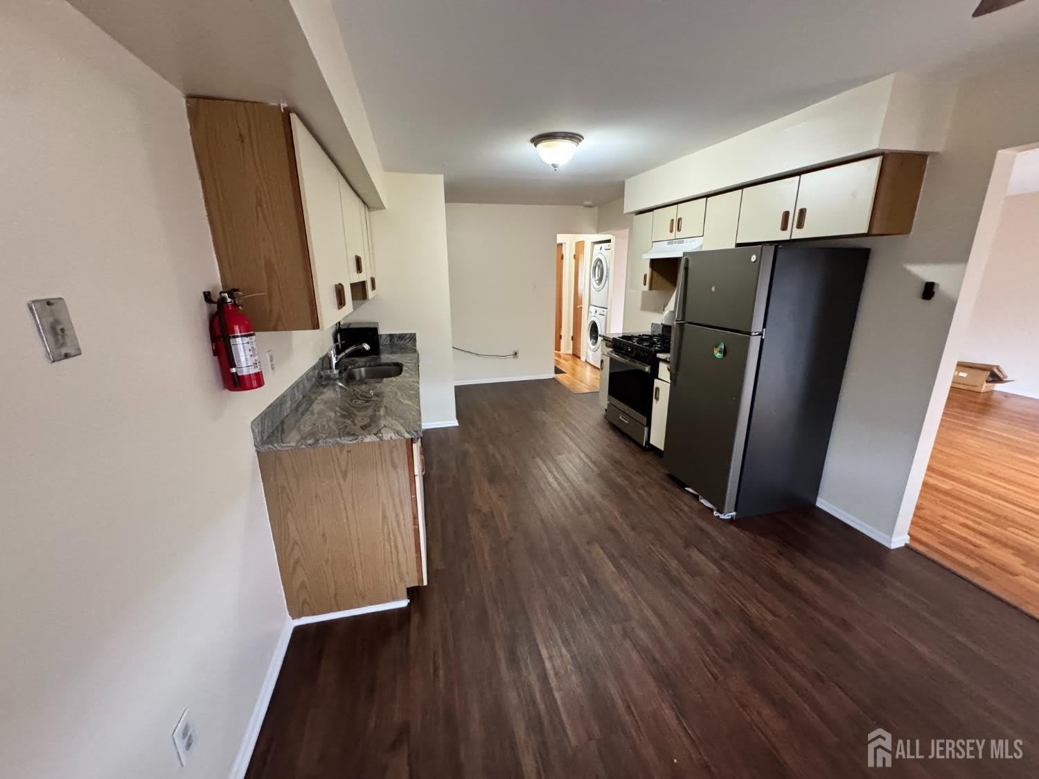 311 Edison glen ter – photo 3