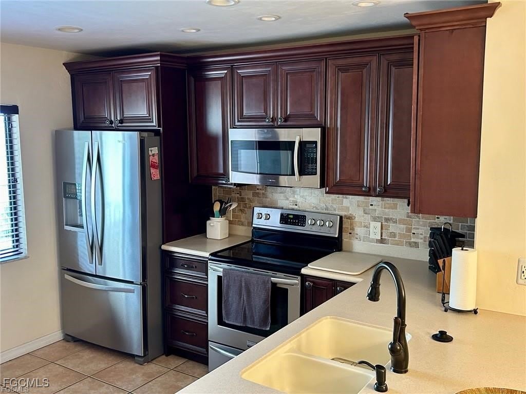 11110 Caravel Circle – photo 4