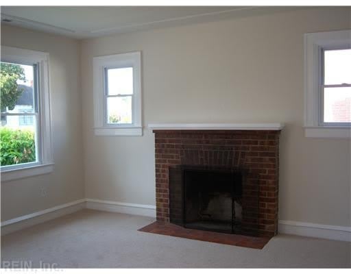 438 Lee Street – photo 3