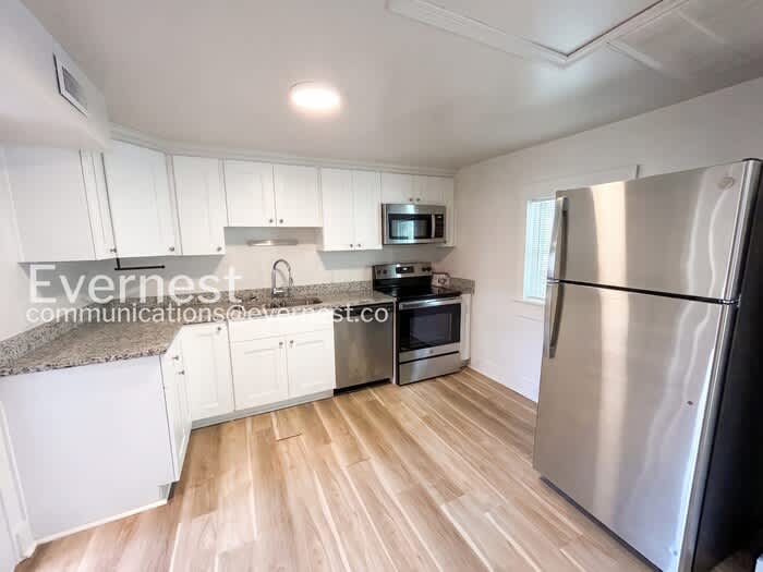 1130 Quash Street – photo 2